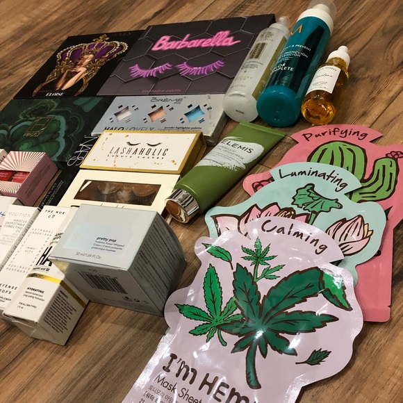 New Makeup bundle Random - Picture 4 of 10